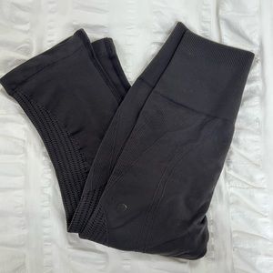 Lululemon high rise seamless half length pants